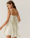 Beyaz Dokulu Fiyonklu Slip Mini Elbise