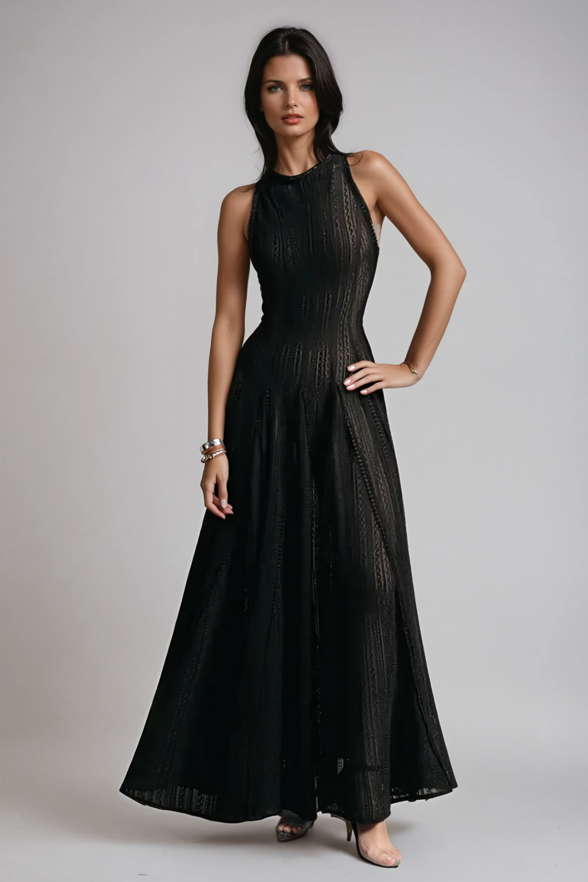 Annelise Kolsuz Kesik Uzun Elbise Siyah